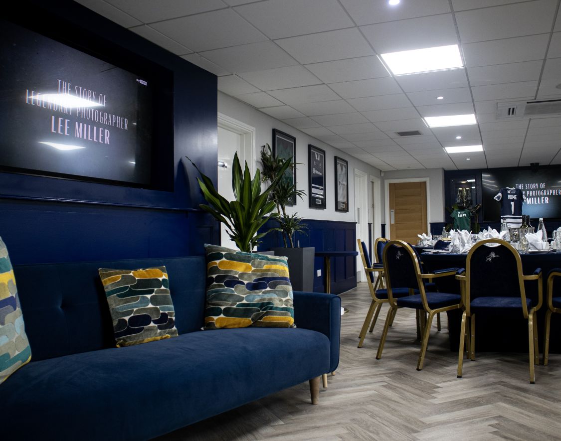 Boardroom with sofa and chairs